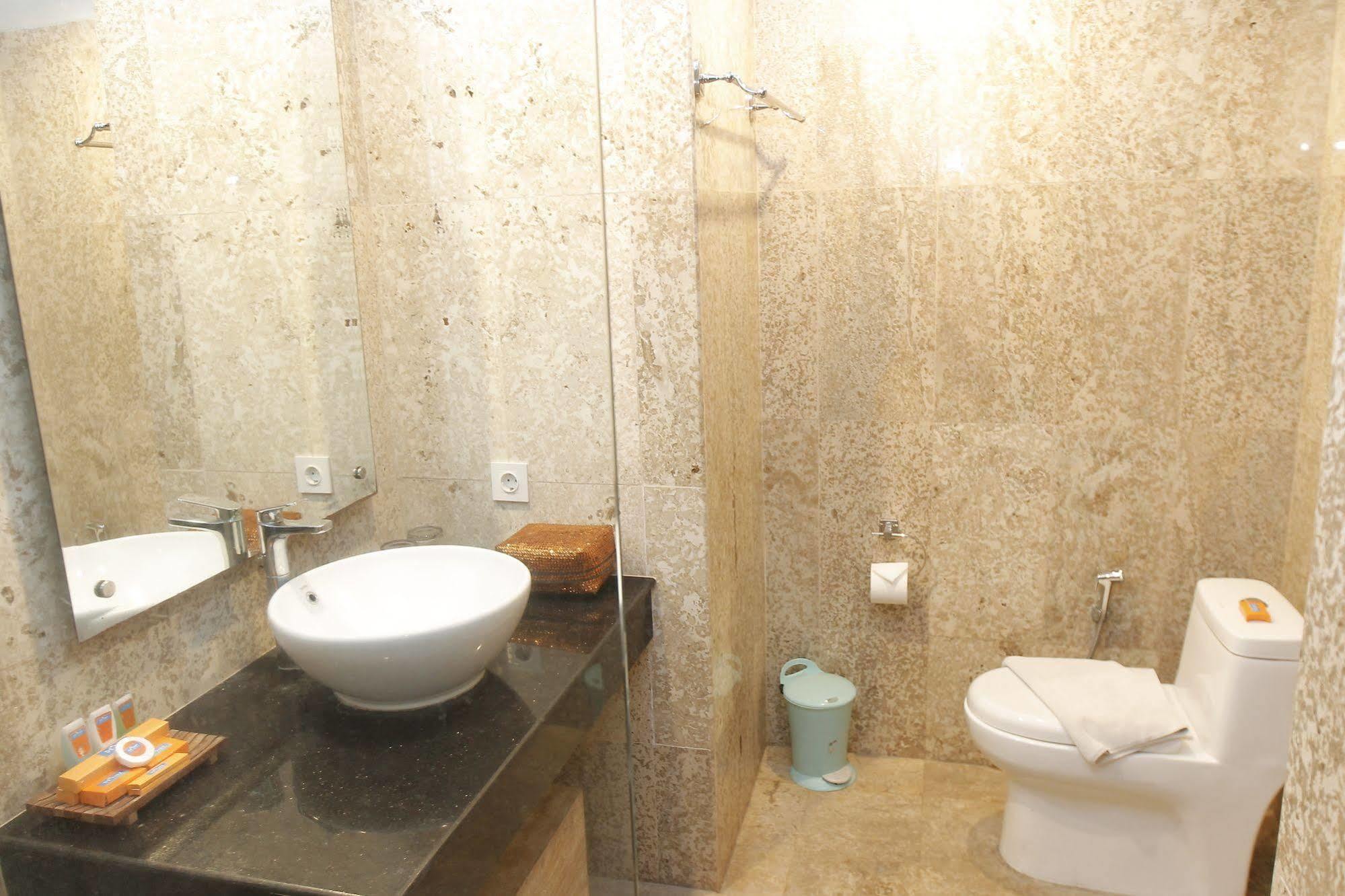 Destiny Boutique Hotel Seminyak Buitenkant foto